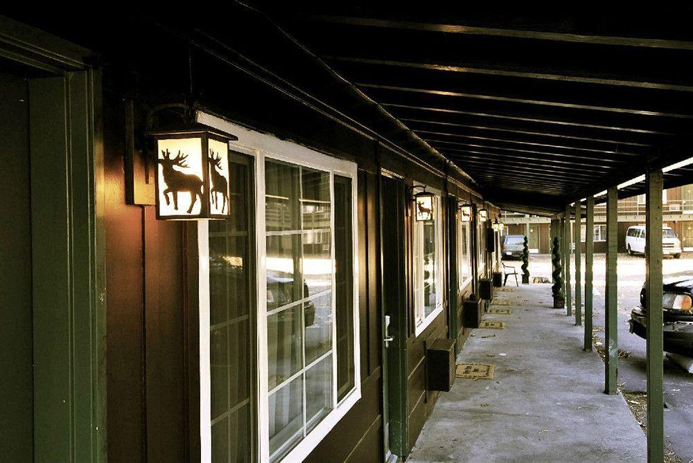 Shasta Inn Mount Shasta Esterno foto