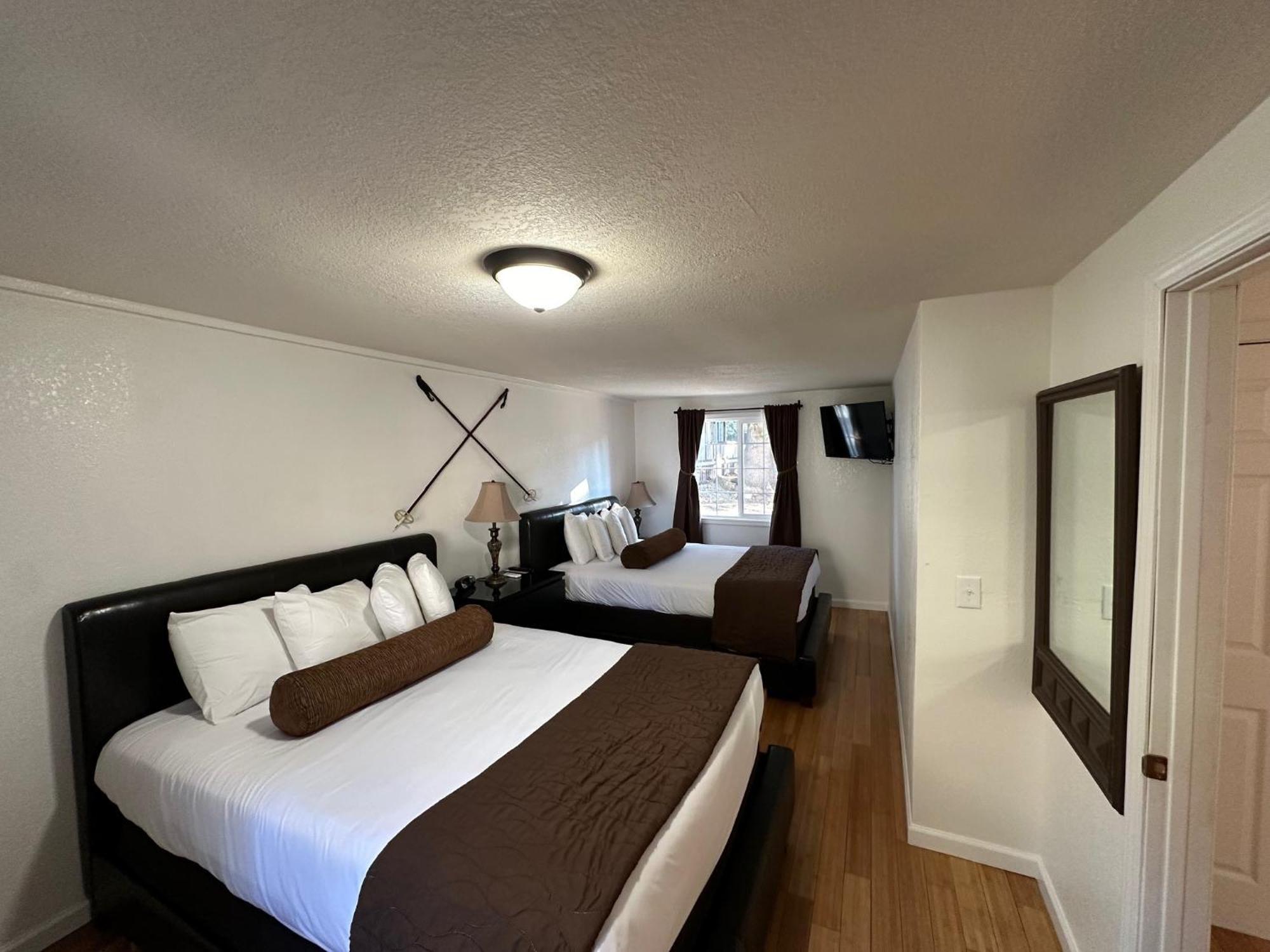 Shasta Inn Mount Shasta Esterno foto